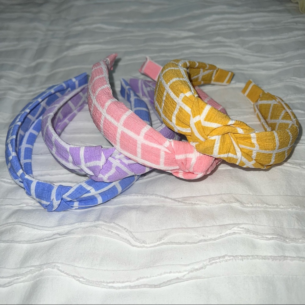 Plaid Knotted Headband Set Never Worn!